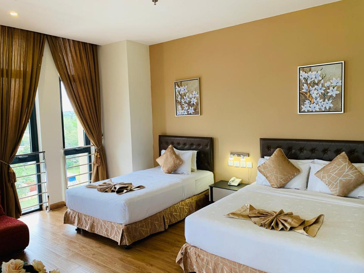 Wafa Hotel&Apartment Kampong Mata Mata Esterno foto