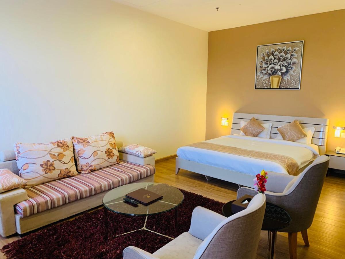 Wafa Hotel&Apartment Kampong Mata Mata Esterno foto