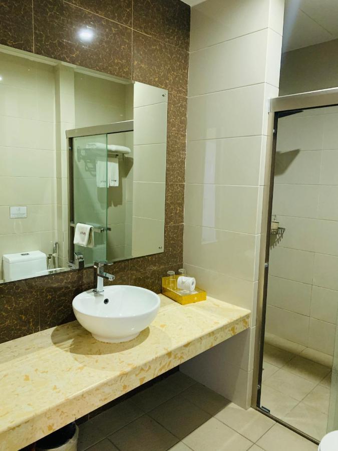 Wafa Hotel&Apartment Kampong Mata Mata Esterno foto
